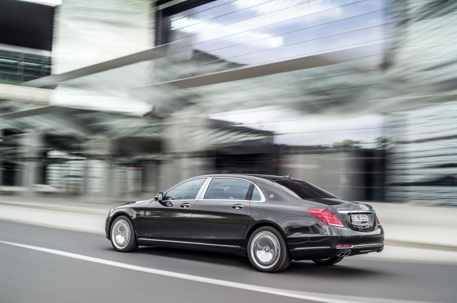  Mercedes-Maybach S600 2017 года  (WW) (фото 7 из 34)